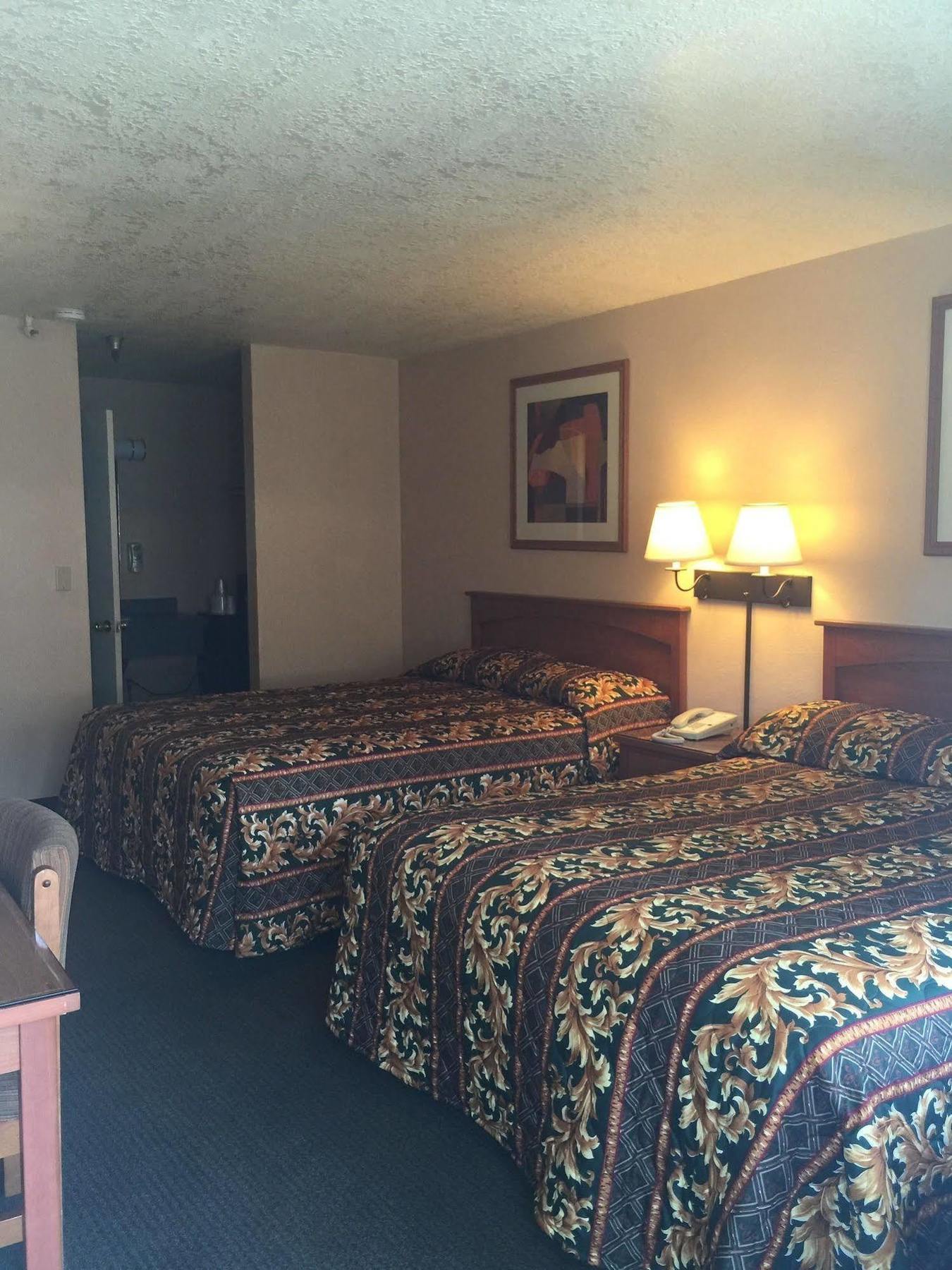 Riverleaf Inn Mission Valley Сан-Диего Экстерьер фото